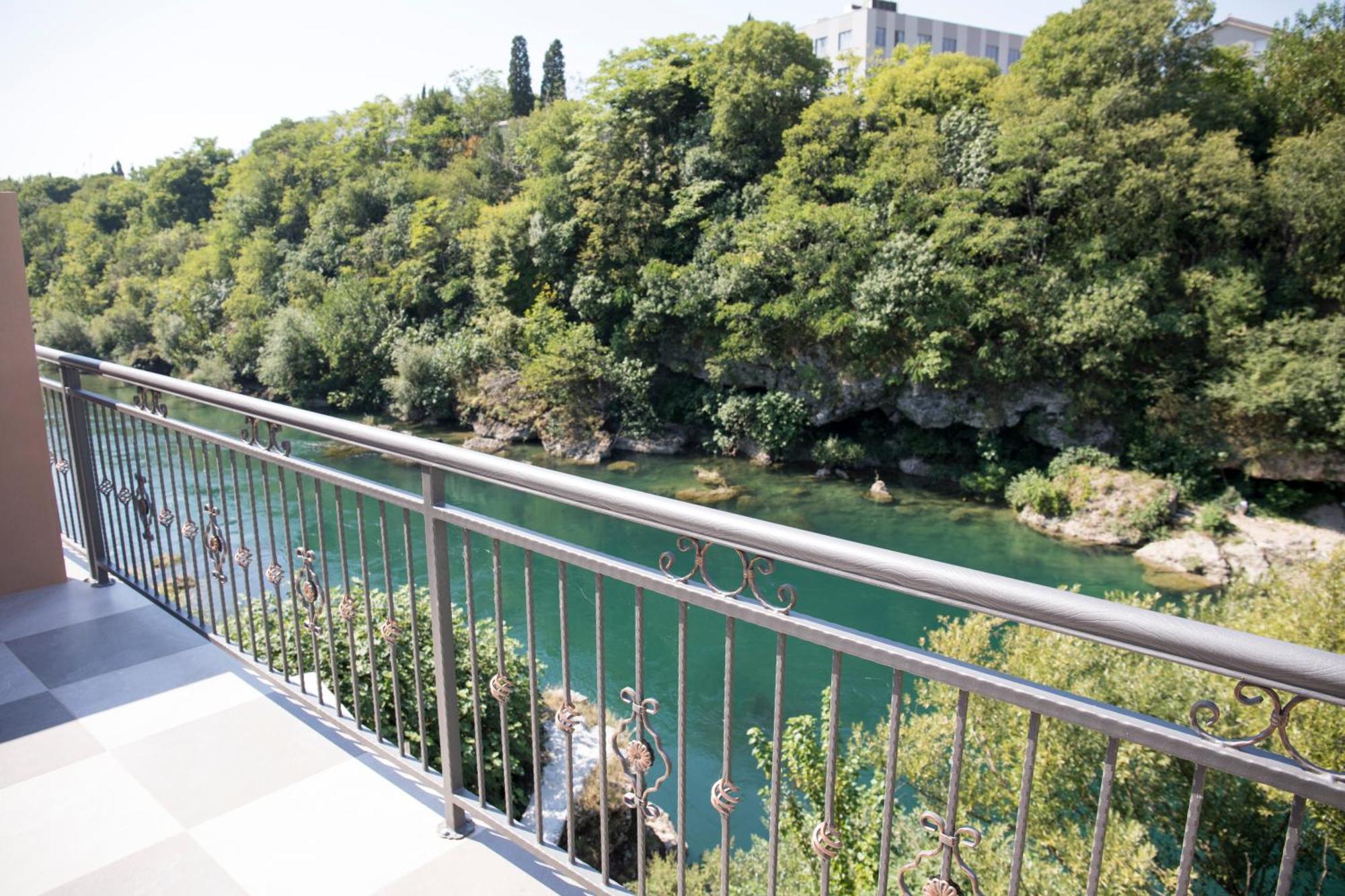 Kovac Riverfront Apartments Mostar Dış mekan fotoğraf